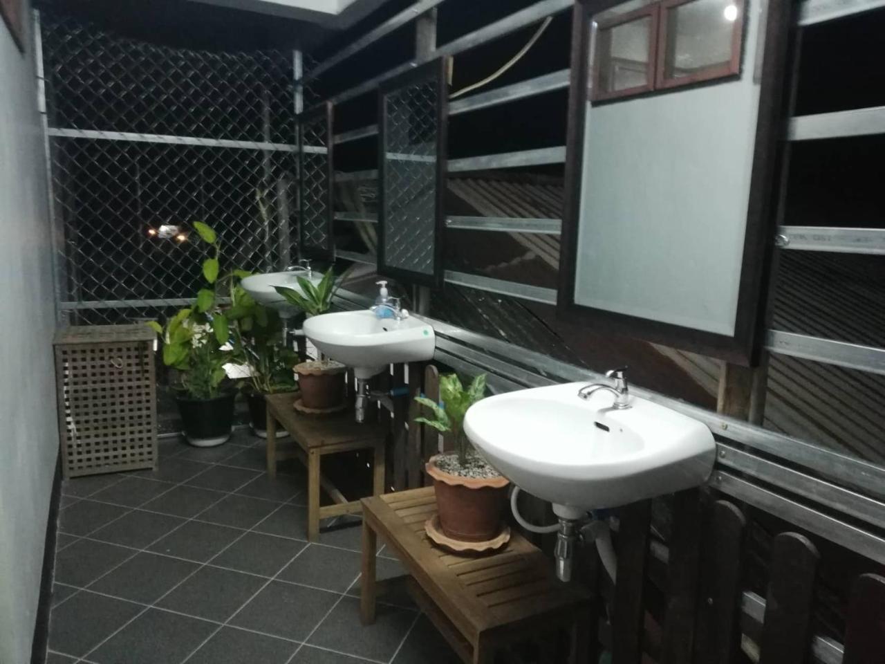 Thakhek Travel Lodge Εξωτερικό φωτογραφία